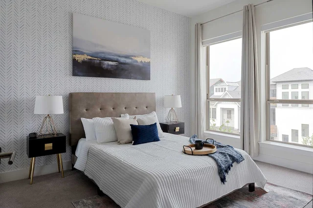 Bedroom 1 image 1