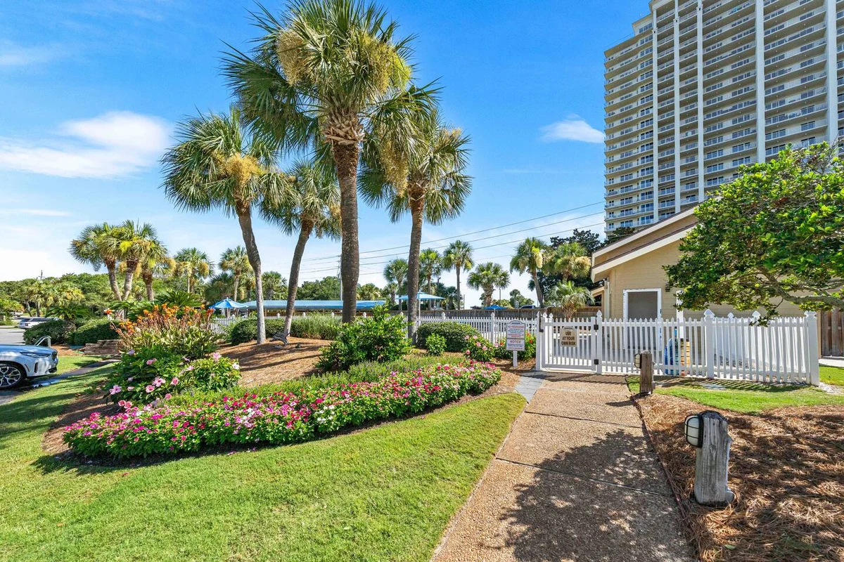 Ground Floor 3BR | 5 Pools, Beach Chairs+No Stairs #38