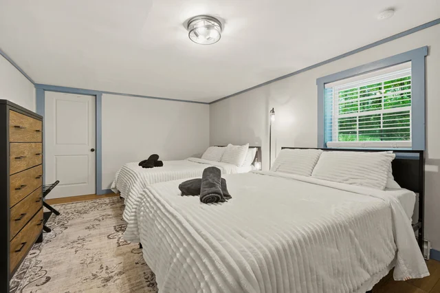 Bedroom 2 image 1