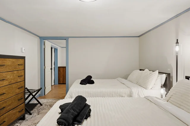 Bedroom 4 image 1