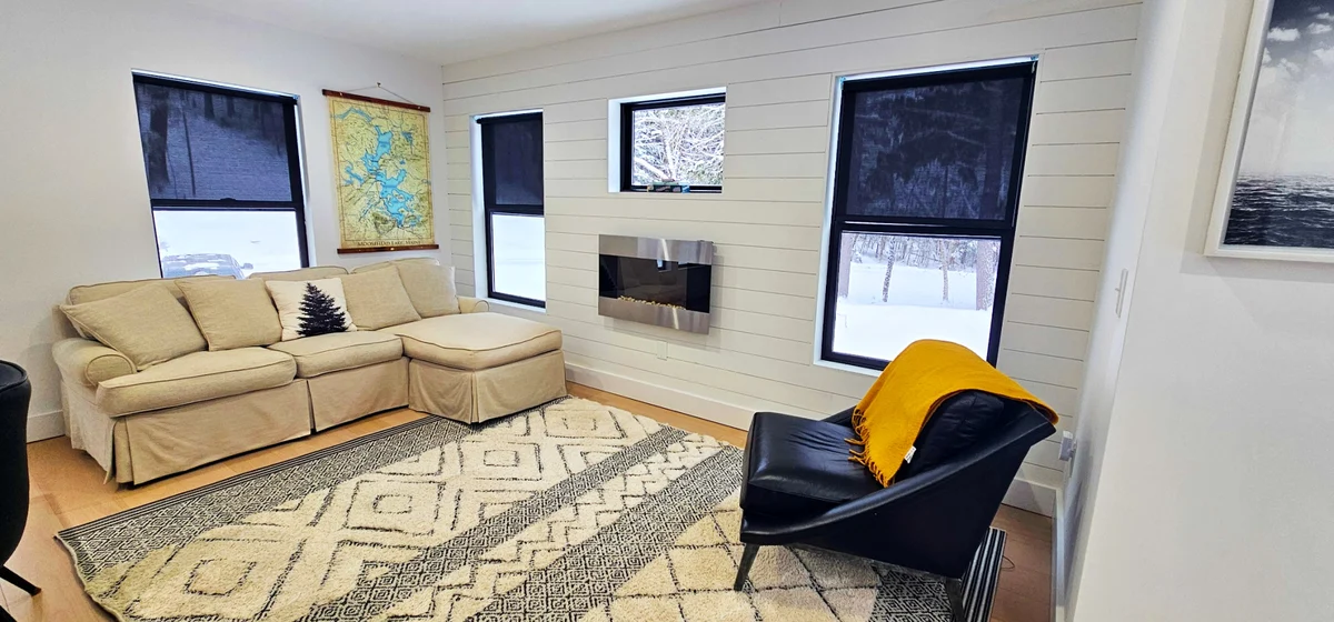 Home in Beaver Cove property photo 3
