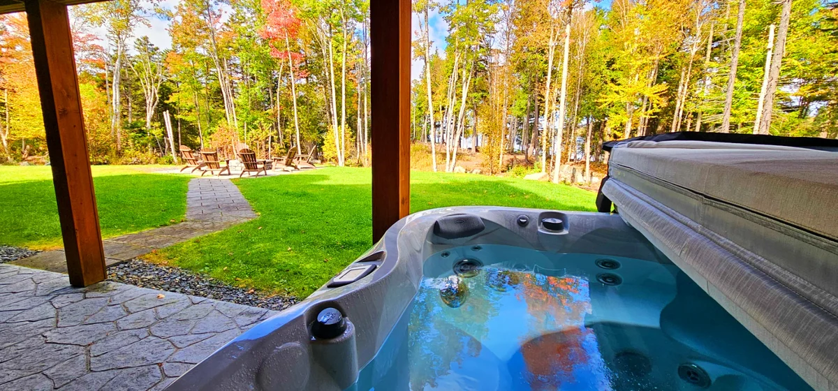 Home in Beaver Cove property photo 5
