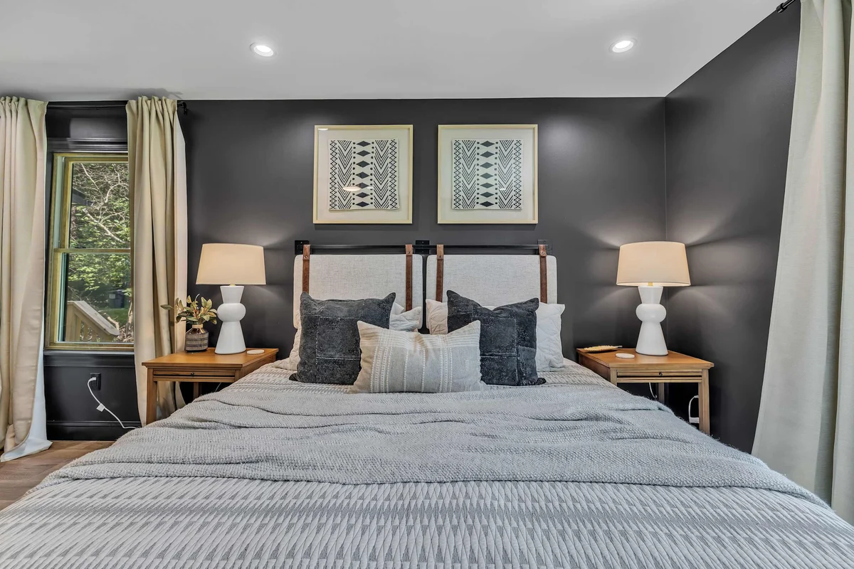 Bedroom image 1