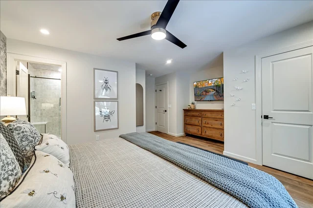 Bedroom image 1