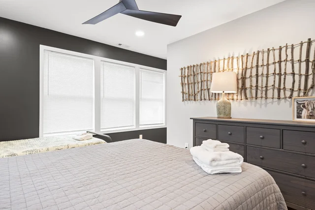 Bedroom image 1
