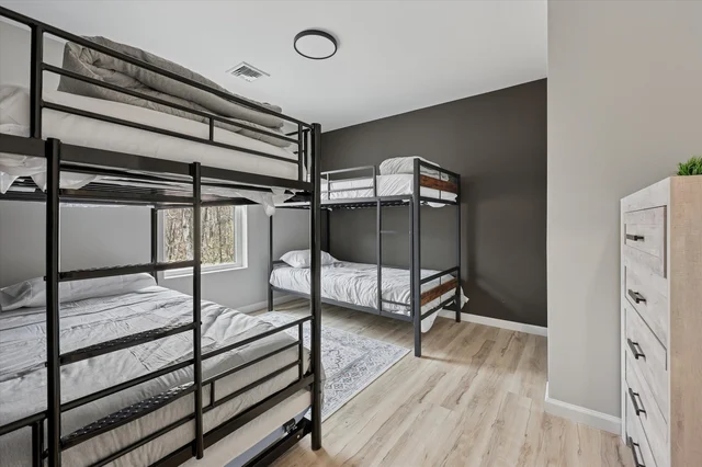 Bedroom image 1