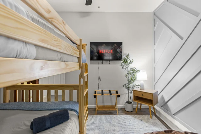 Bedroom image 1