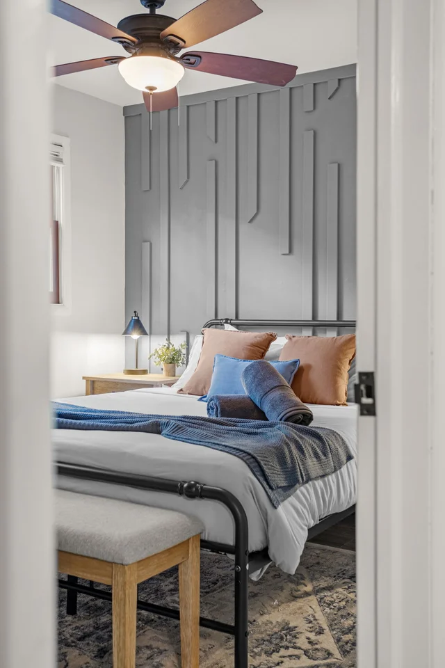 Bedroom image 1
