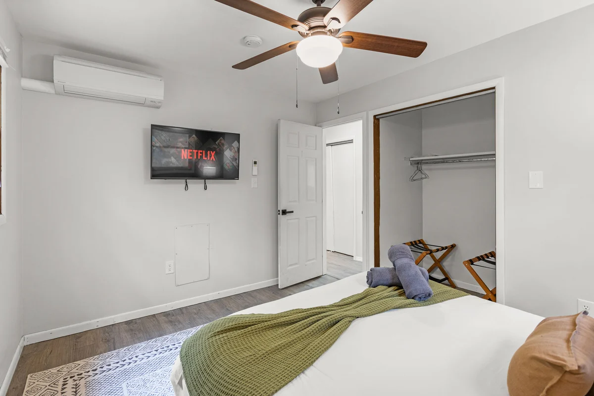 Bedroom image 1