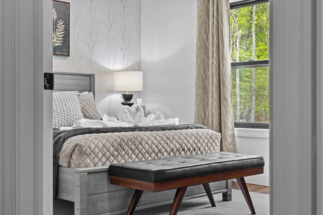 Bedroom image 1