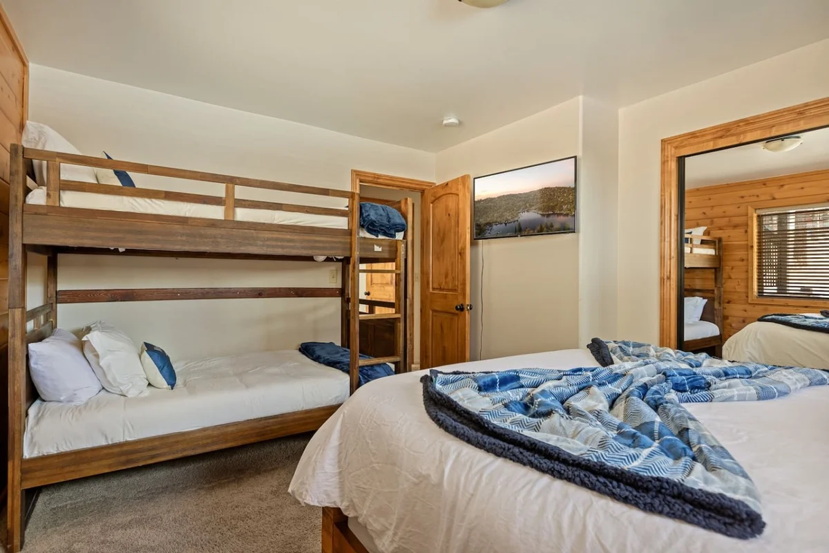 Snowboard Shores| Game Room | Hot Tub | Lake View #15