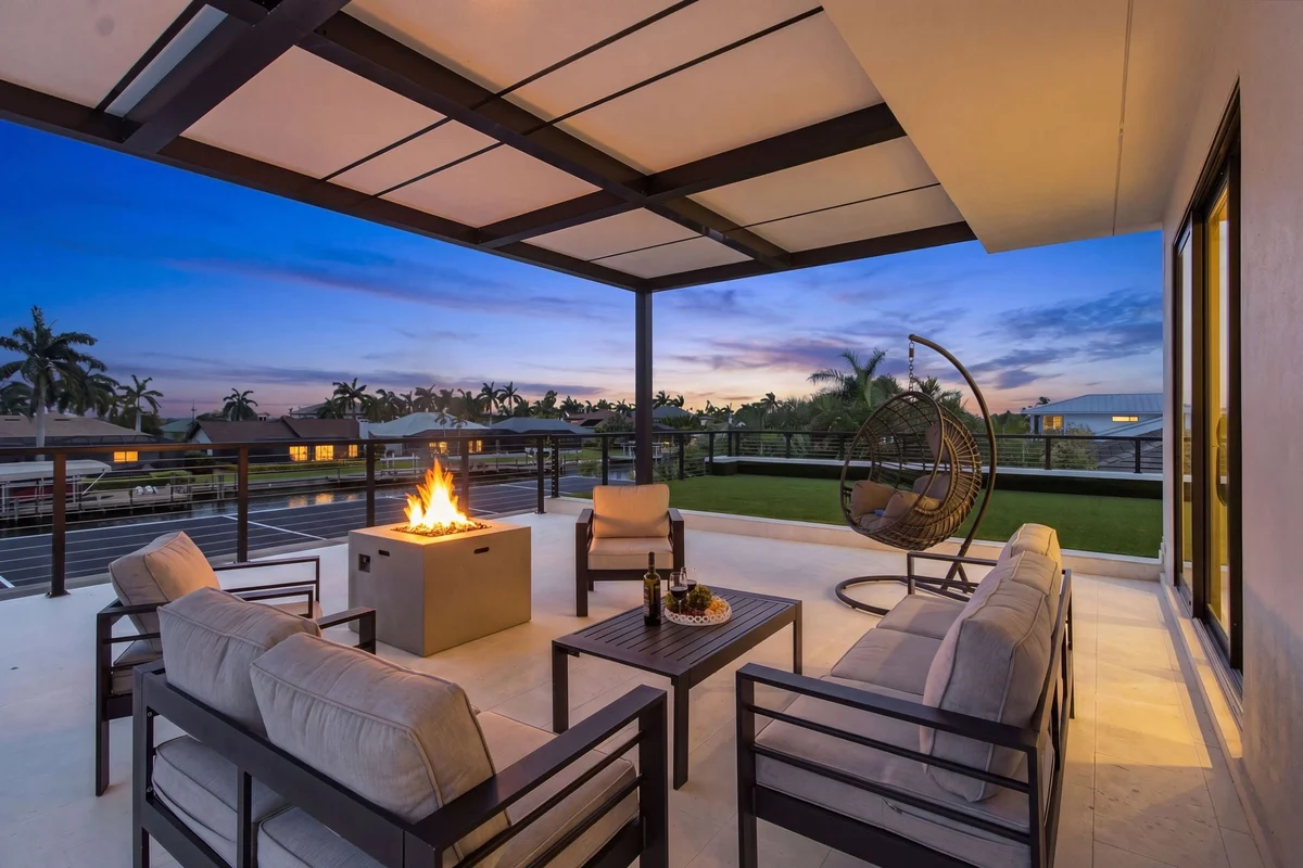 Home in Cape Coral property photo 4