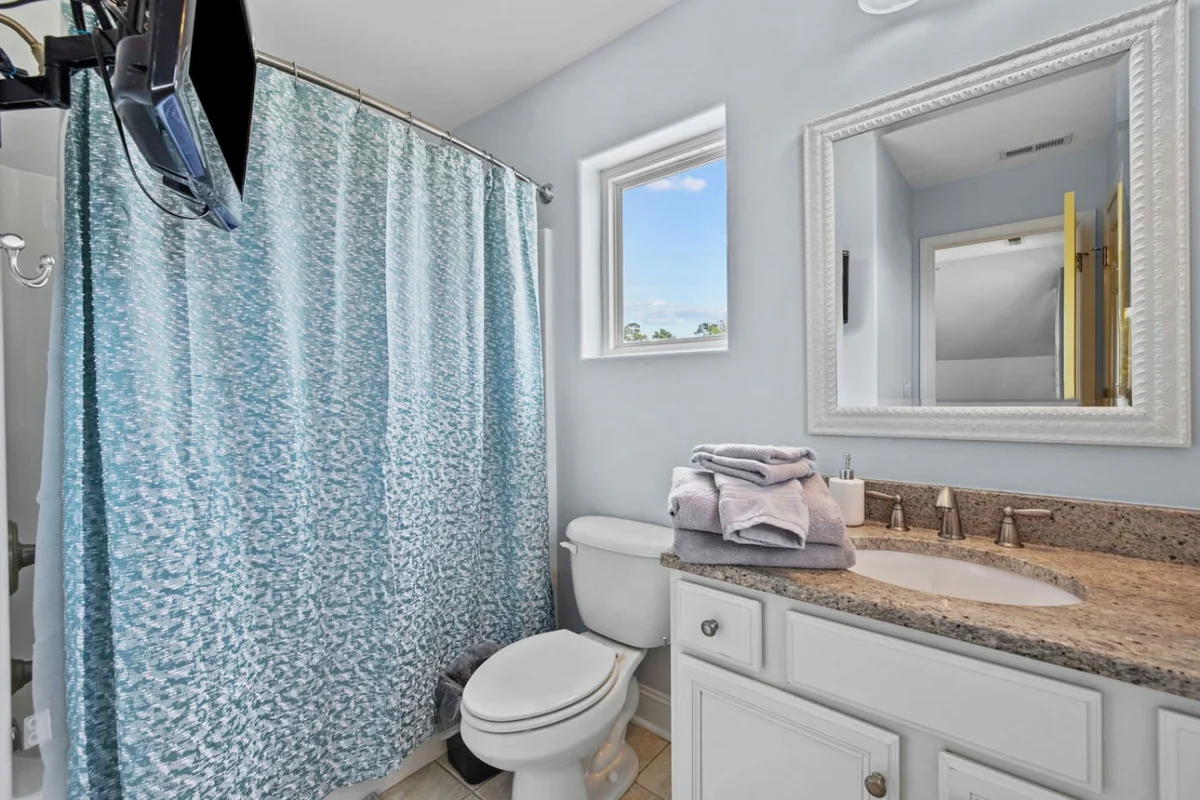 Golf, Fish, Shop! Modern home with Heated Pool, Hot Tub and Elevator #52