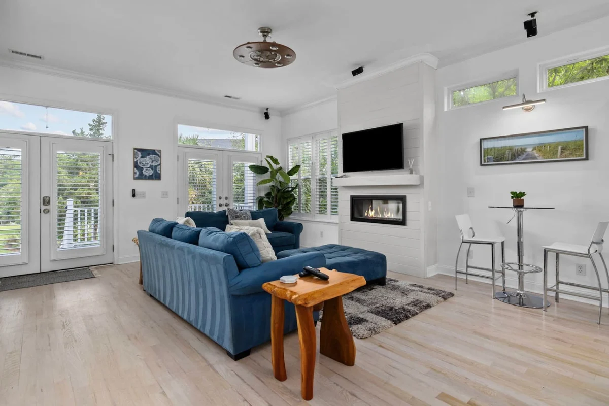 Golf, Fish, Shop! Modern home with Heated Pool, Hot Tub and Elevator #45