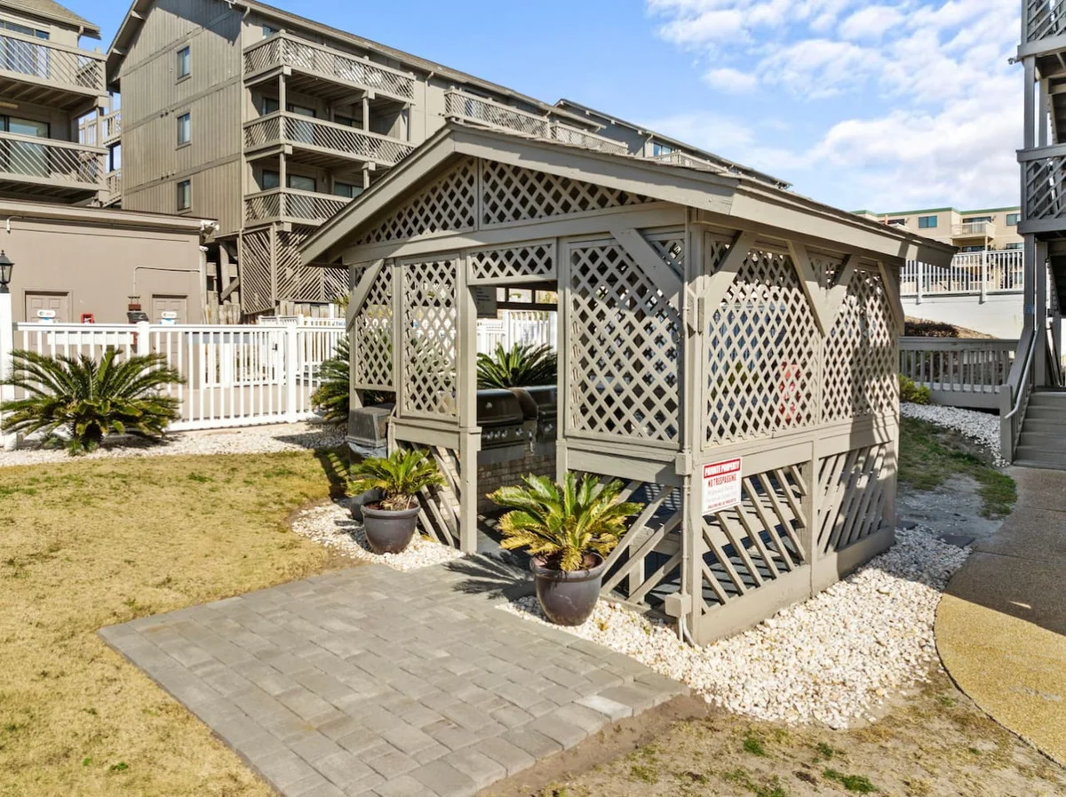 ✨ Shore Drive Gem | Steps to Beach & Ocean Annie’s! #21