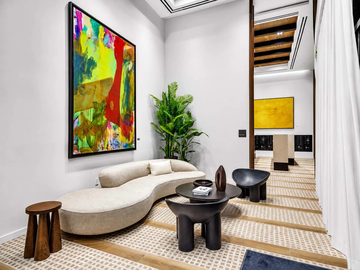 Home in Miami property photo 21