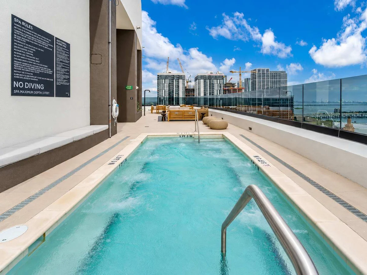 Home in Miami property photo 12