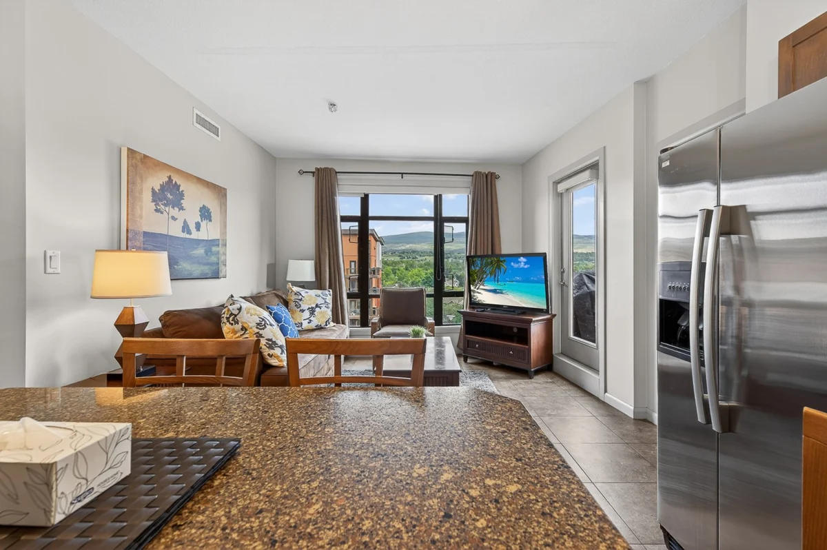 Home in Kelowna property photo 3