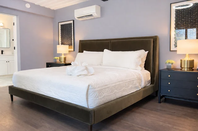 Bedroom 1 image 1