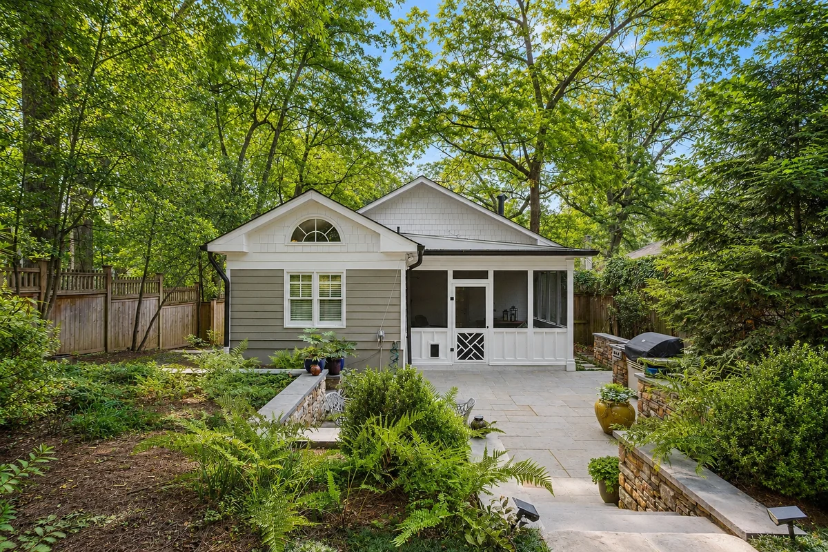Property in Atlanta property photo 5
