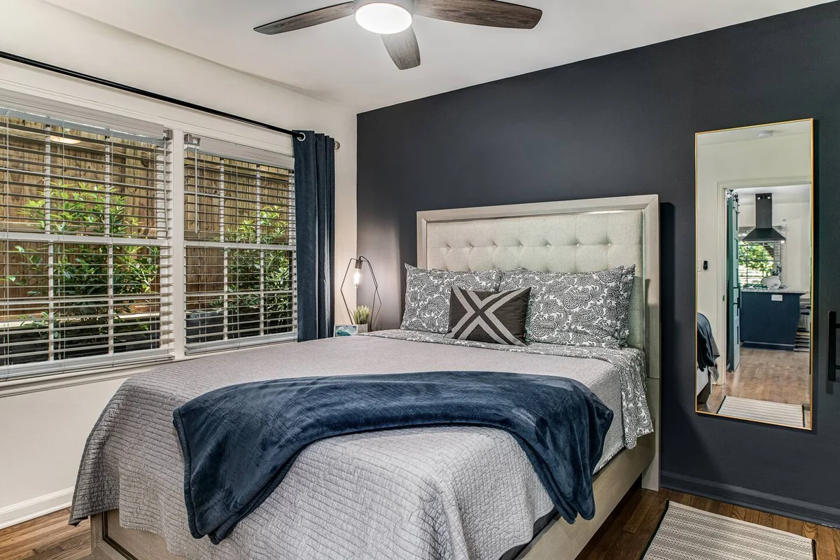 Bedroom 1 image 1