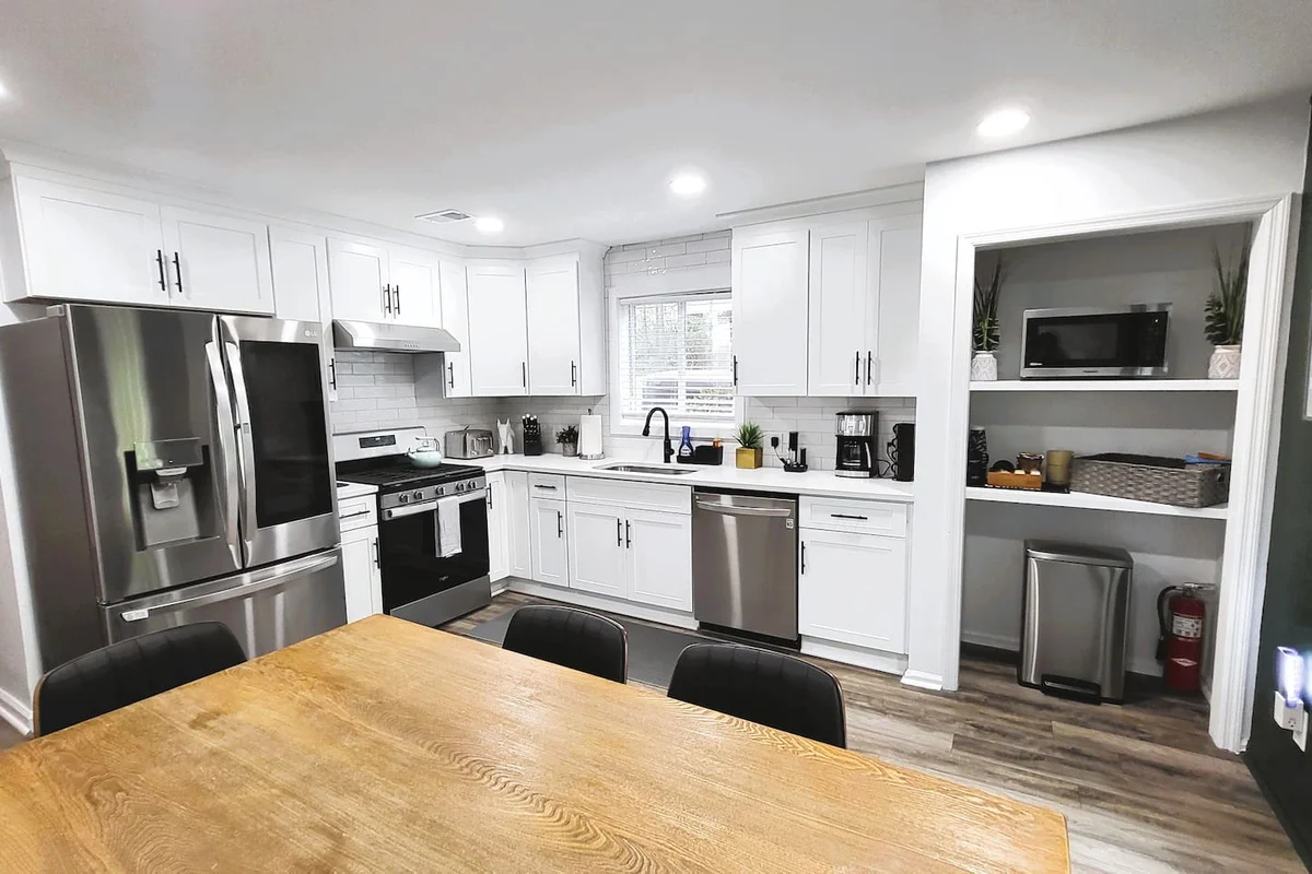 Townhome in Atlanta property photo 4