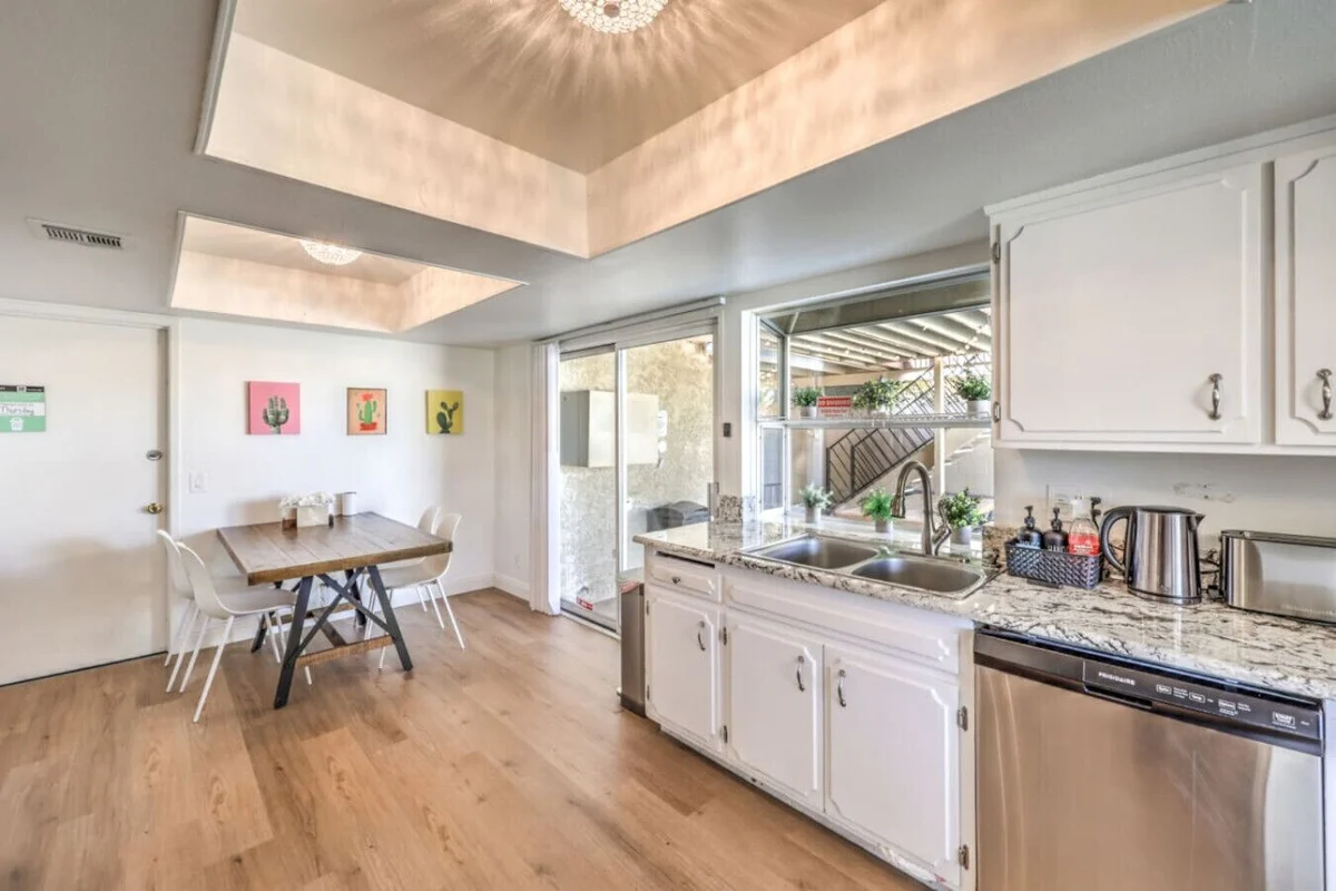 Oasis near STRIP-Lap Pool, Spa, Sauna, Poker, Deck #107