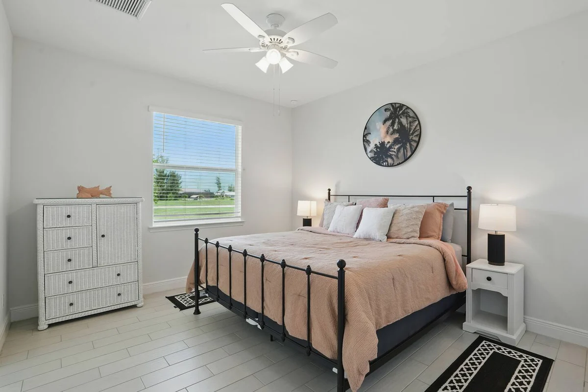 Home in Cape Coral property photo 4