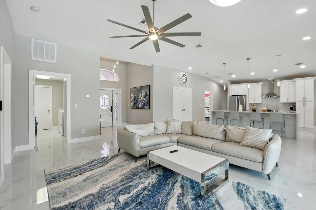 Home in Cape Coral property photo 3