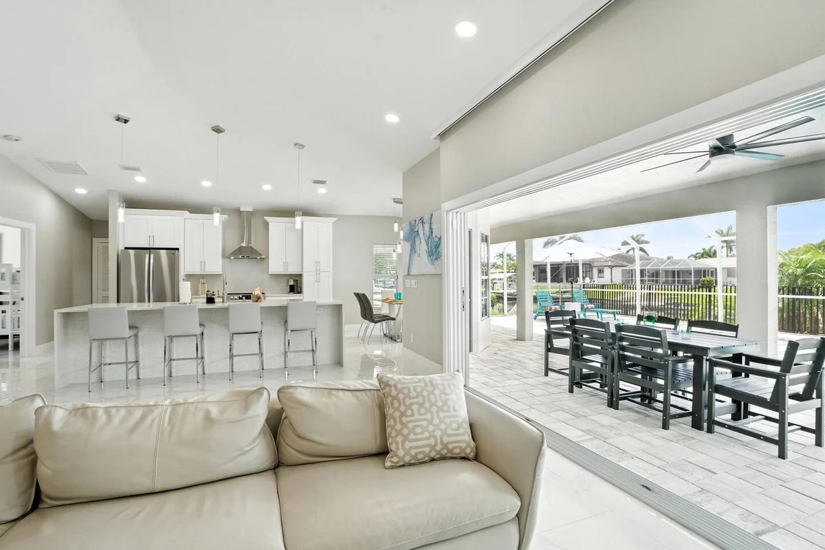 Home in Cape Coral property photo 4