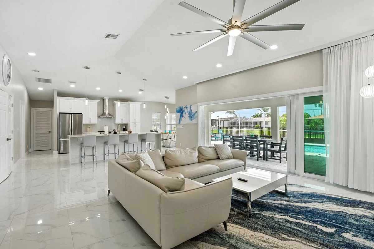 Home in Cape Coral property photo 5