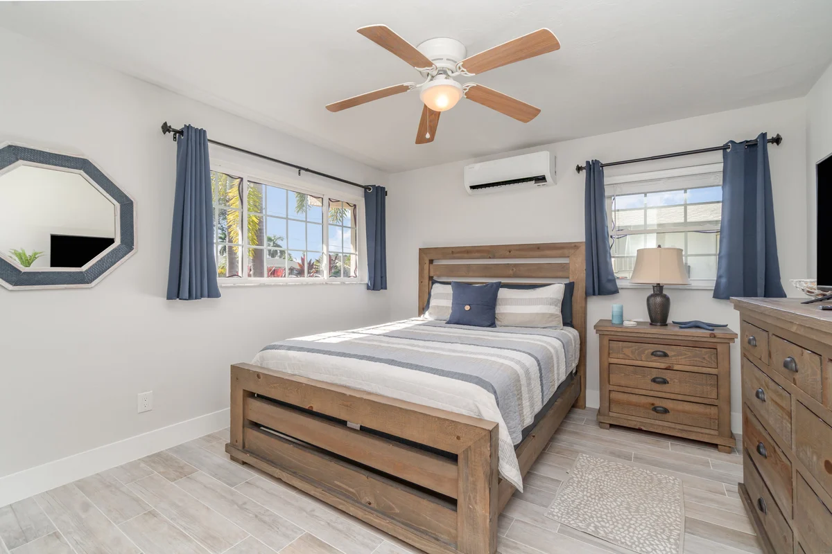 Bedroom 1 image 1