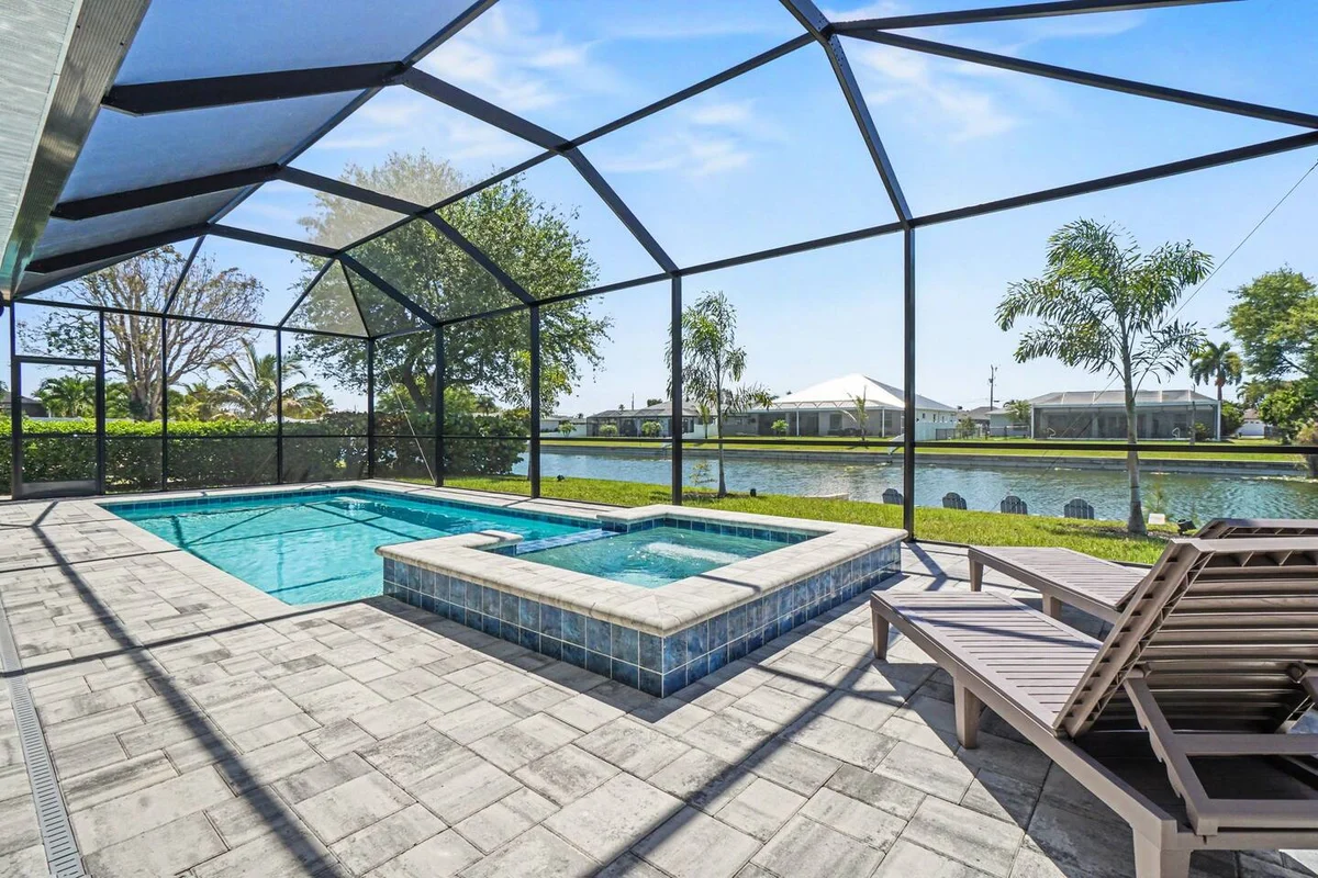 Home in Cape Coral property photo 4
