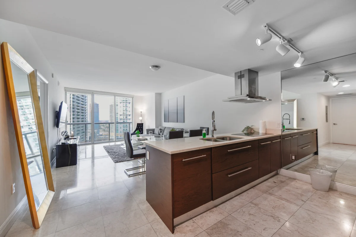 Home in Miami property photo 3
