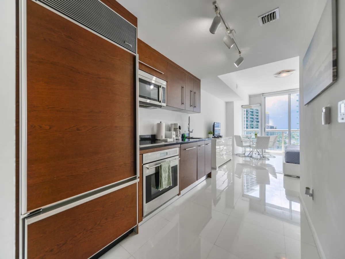 Home in Miami property photo 5