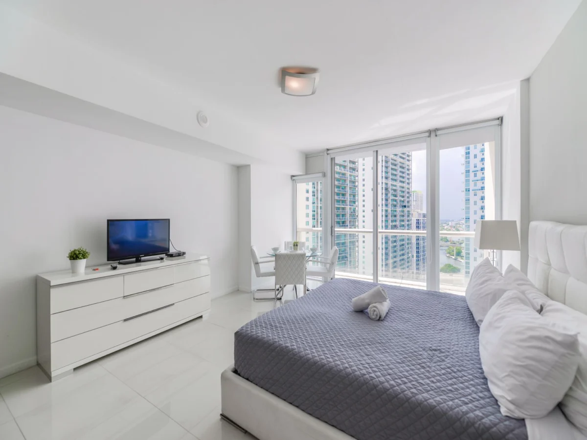 Home in Miami property photo 2