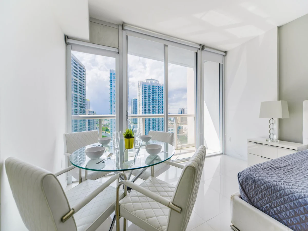 Home in Miami property photo 4