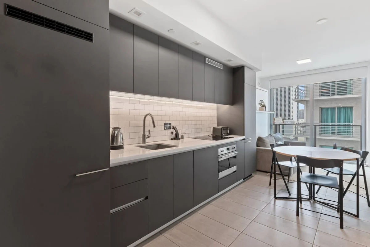 Home in Miami property photo 3