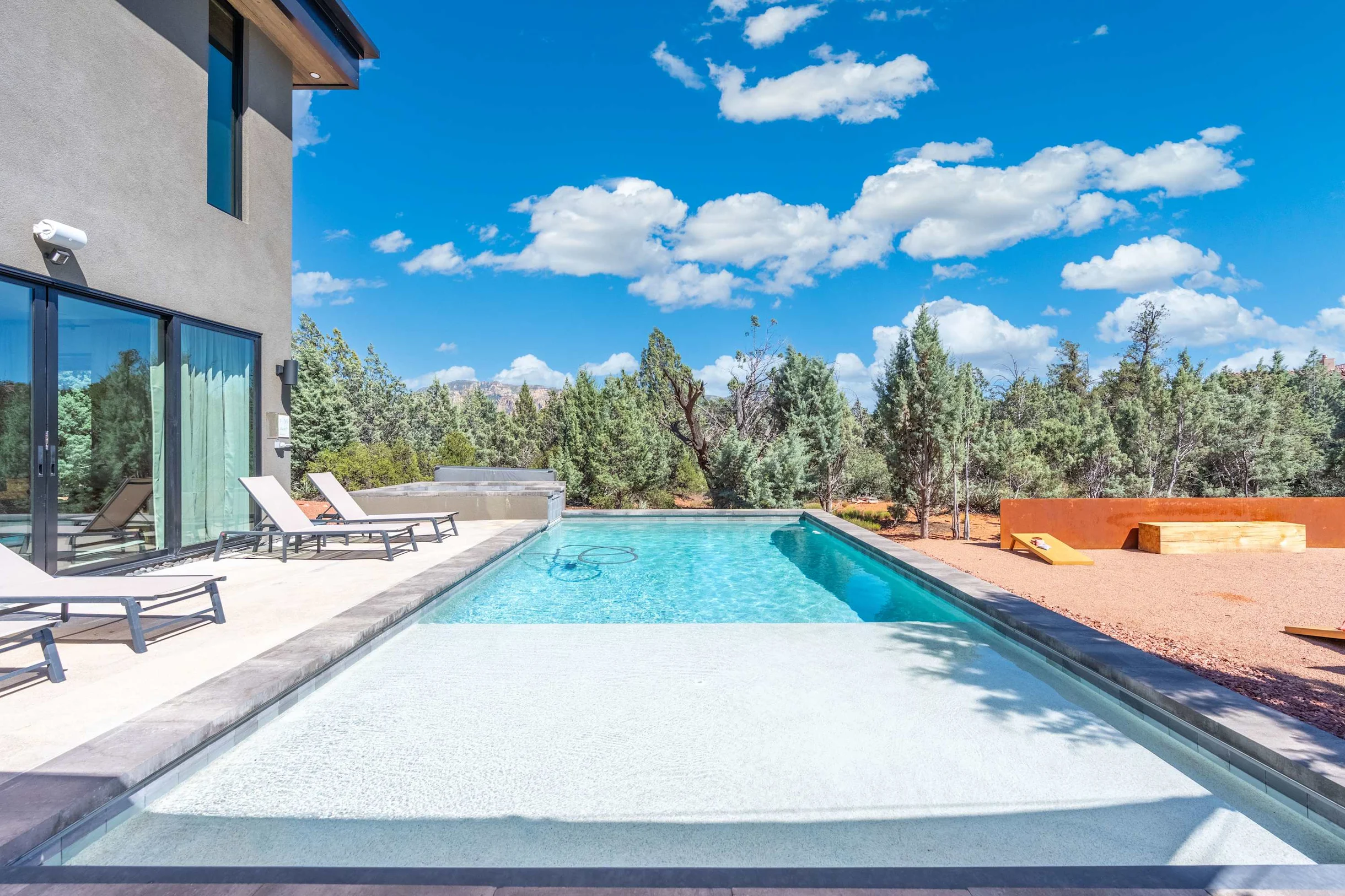 Mesa Vista on Cline #87
