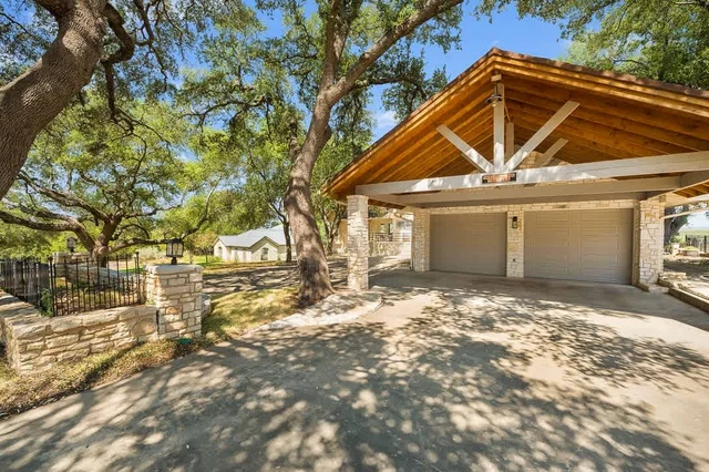 Lake Travis Views, Community Pool + Pickleball #49