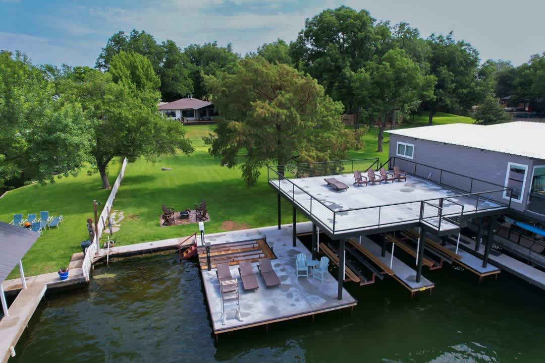 Sleeps 15 | Waterfront Fire Pit, Dock | Lake LBJ