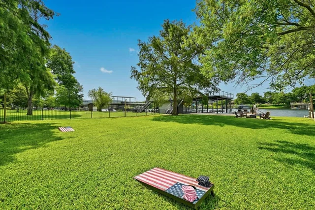 Sleeps 15 | Waterfront Fire Pit, Dock | Lake LBJ #34