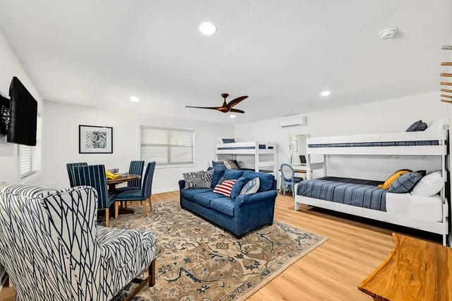 Sleeps 15 | Waterfront Fire Pit, Dock | Lake LBJ #15