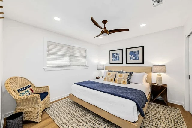 Sleeps 15 | Waterfront Fire Pit, Dock | Lake LBJ #11