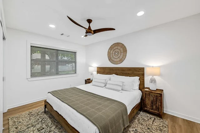 Sleeps 15 | Waterfront Fire Pit, Dock | Lake LBJ #17