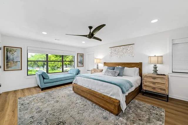 Sleeps 15 | Waterfront Fire Pit, Dock | Lake LBJ #13