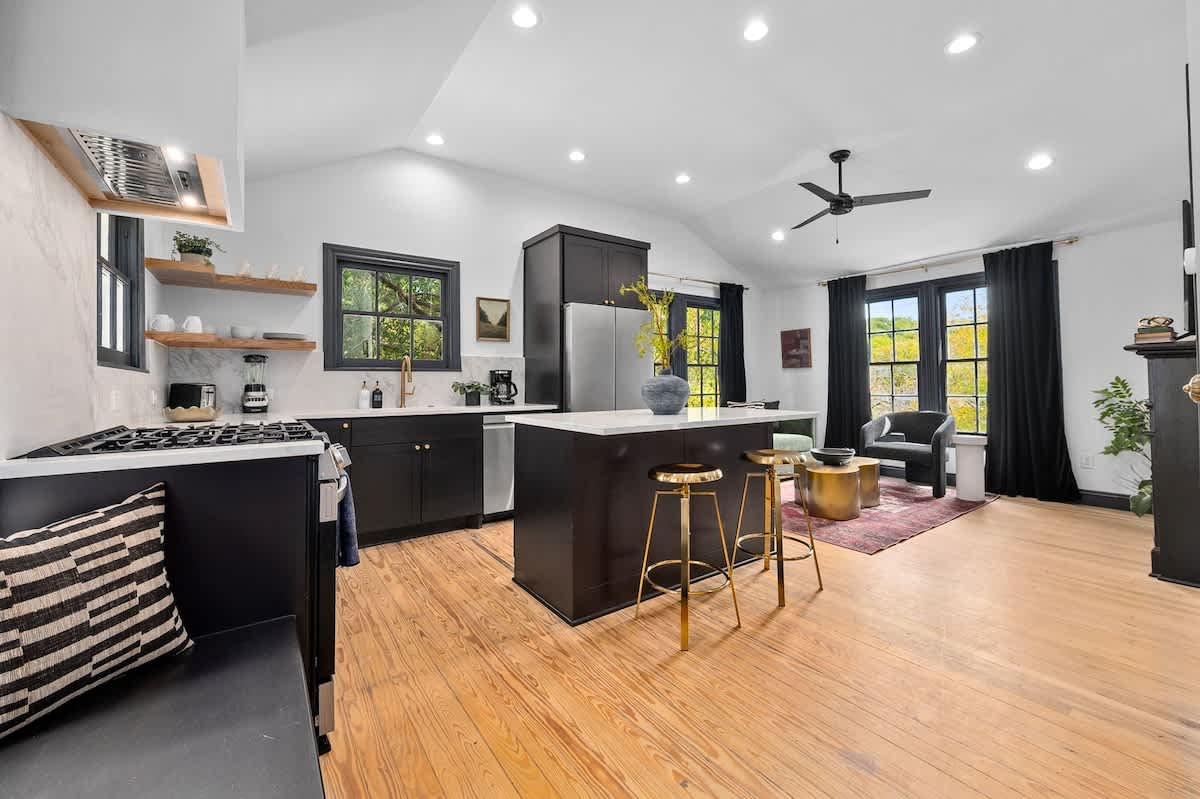 Historic Estate | Sleeps 20 | Pool, Guest House #28