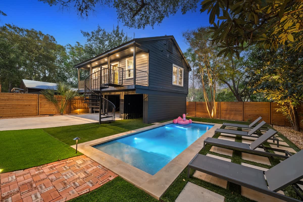 Historic Estate | Sleeps 20 | Pool, Guest House #33
