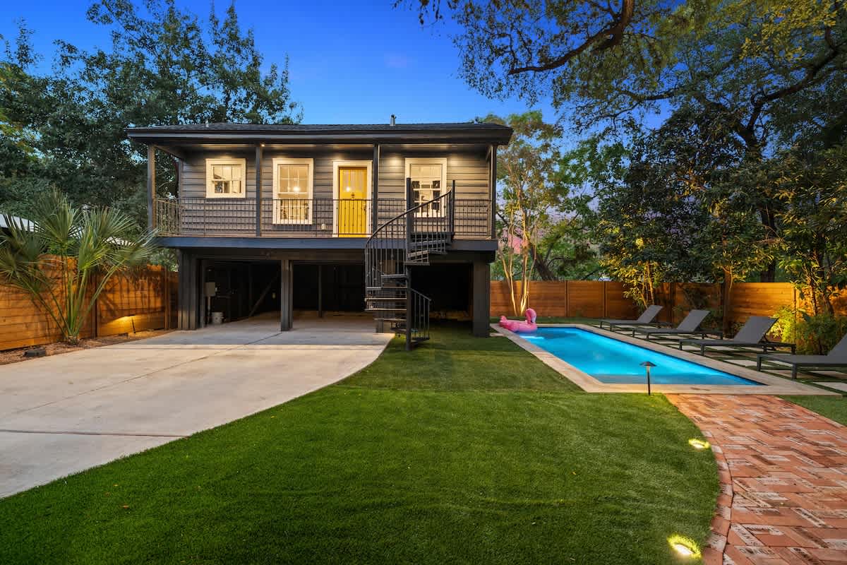 Historic Estate | Sleeps 20 | Pool, Guest House #43