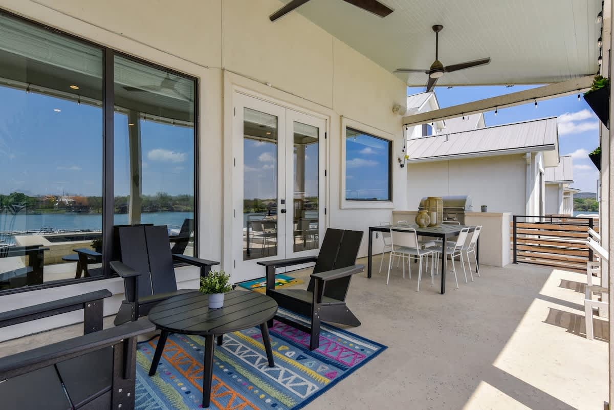 Lake LBJ Waterfront - Pool, Hot Tub, Dock #31